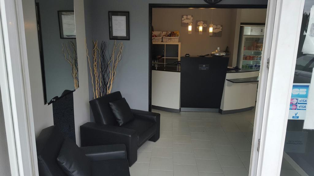 Hotel Paradise Vitrolles  Luaran gambar